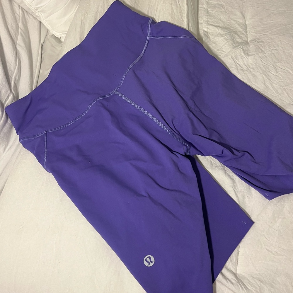 Lululemon size 6 biker shorts
